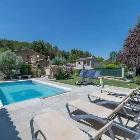 Superb House With Pool Near The Luberon Holiday home *