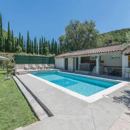 Holiday home Superb House With Pool Near The Luberon