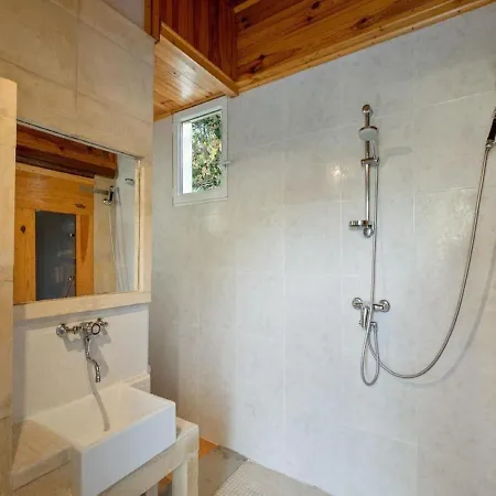 Superb House With Pool Near The Luberon Oppede