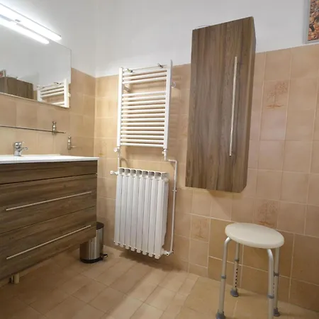Superb House With Pool Near The Luberon * Oppede
