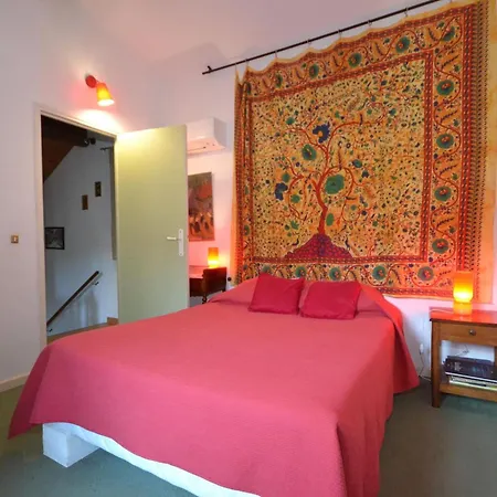 Superb House With Pool Near The Luberon Holiday home