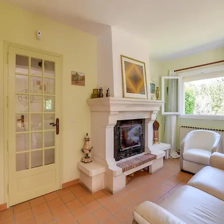 Holiday home Superb House With Pool Near The Luberon Oppede